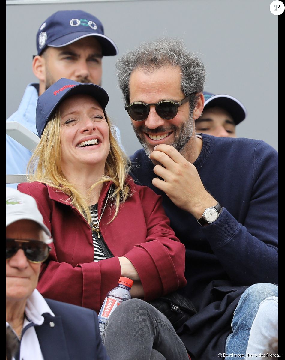 Charlie Bruneau et son compagnon Jean Baptiste Pouilloux dans les tribunes lors des internationaux de tennis de Roland Garros à Paris, France, le 30 mai 2019. © Jacovides-Moreau/Bestimage