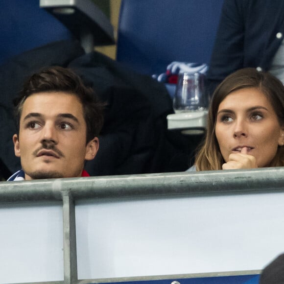 Camille Cerf (Miss France 2015) et son compagnon Cyrille dans les tribunes lors du match de qualification pour l'Euro2020 "France - Turquie (1-1)" au Stade de France. Saint-Denis, le 14 octobre 2019. © Cyril Moreau/Bestimage