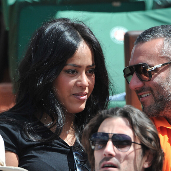 Info - Amel Bent est enceinte de son deuxième enfant - Amel Bent et son ami Patrick Antonelli - People aux Internationaux de France de tennis de Roland Garros à Paris, le 5 juin 2014. 