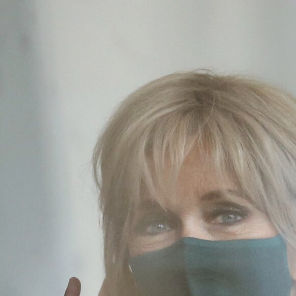 Le président de la République française, et sa femme le Première dame, Brigitte Macron reçoivent le président de la Nation argentine, et sa compagne, pour un déjeuner de travail au palais de l'Elysée à Paris, France, le 12 mai 2021. © Stéphane Lemouton/Bestimage