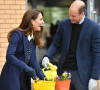 Le prince William, duc de Cambridge, et Catherine (Kate) Middleton, duchesse de Cambridge, lors d'une séance de santé mentale et de bien-être lors d'une visite à The Way Youth Zone à Wolverhampton, Royaume Uni.