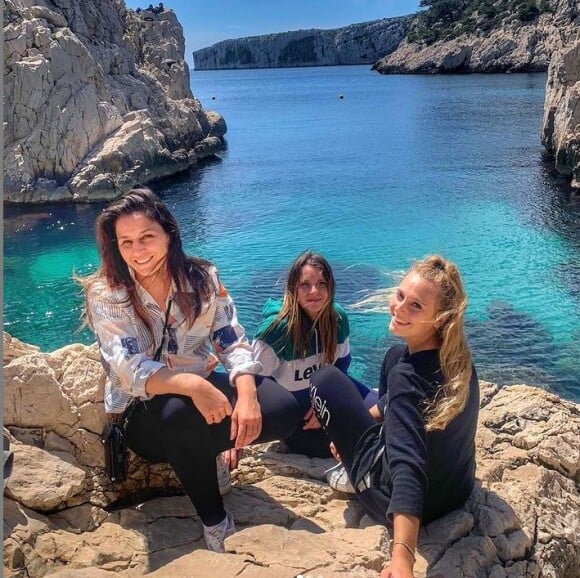 Lucie, Maxine et Laure de "Koh-Lanta 2021" en week-end à Marseille, le 2 mai