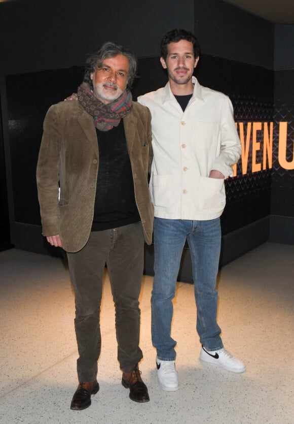 Christophe Barratier et Victor Belmondo - Avant-première du film "Envole-moi" au cinéma Pathé-Wepler à Paris. Le 19 mai 2021. © Coadic Guirec / Bestimage