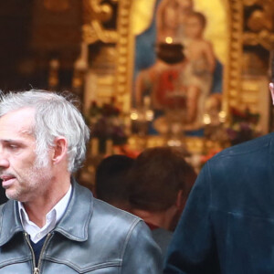 Paul Belmondo et son fils Victor - Obsèques de Charles Gérard en la cathédrale arménienne Saint-Jean-Baptiste de Paris. Le 26 septembre 2019.