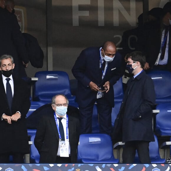 Anne Hidalgo, Noel Le Graet, Nicolas Sarkozy, Nasser al Khelaifi et Emmanuel Macron assistent à la victoire du Paris Saint Germain 2 à 0 face à Monaco en finale de Coupe de France au Stade de France à Saint-Denis le 19 mai 2021. © JB Autissier / Panoramic / Bestimage