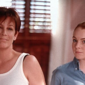 Jamie Lee Curtis et Lindsay Lohan dans le film 'Freaky Friday'. Mai 2003.