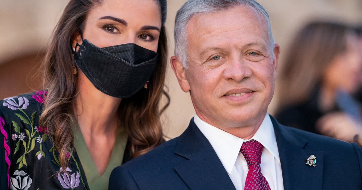 Le Roi Abdallah II de Jordanie, son épouse la Reine Rania et leur fils ...
