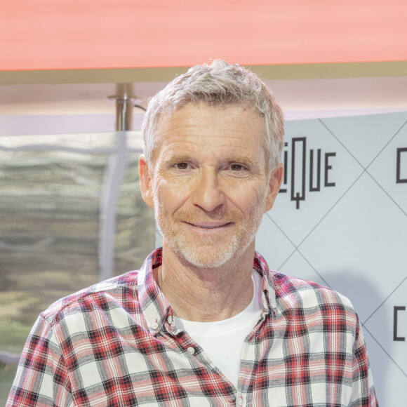 Denis Brogniart - Enregistrement de l'émission Clique, avec Denis Brogniart (pour son premier livre), présentée par Mouloud Achour et diffusée sur Canal + le 21 Mars 2021, à Paris, France, le 19 mars 2021. © Jack Tribeca/Bestimage