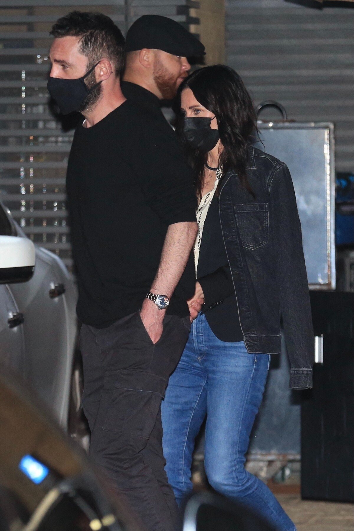 Photo : Courteney Cox et son compagnon Johnny McDaid main dans la main