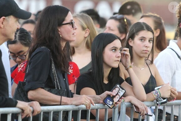 Courteney Cox et sa fille Coco arrivent au concert d'Ed Sheeran à Pasadena, le 18 août 2018.