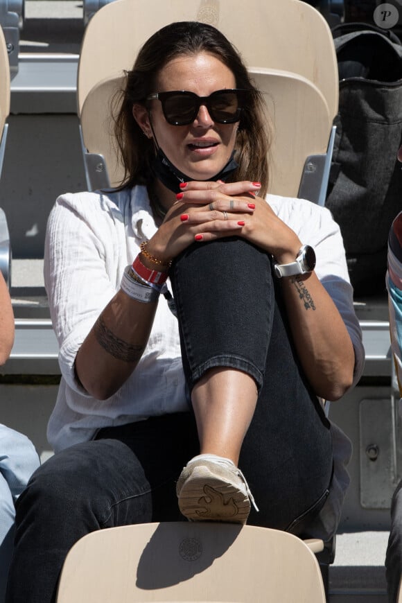 Laure Manaudou assiste au match opposant Benoit Paire au Norvégien Casper Ruud, pour le premier tour de Roland-Garros. Paris, le 31 mai 2021.