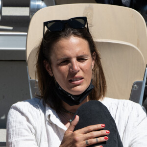 Laure Manaudou assiste au match opposant Benoit Paire au Norvégien Casper Ruud, pour le premier tour de Roland-Garros. Paris, le 31 mai 2021.