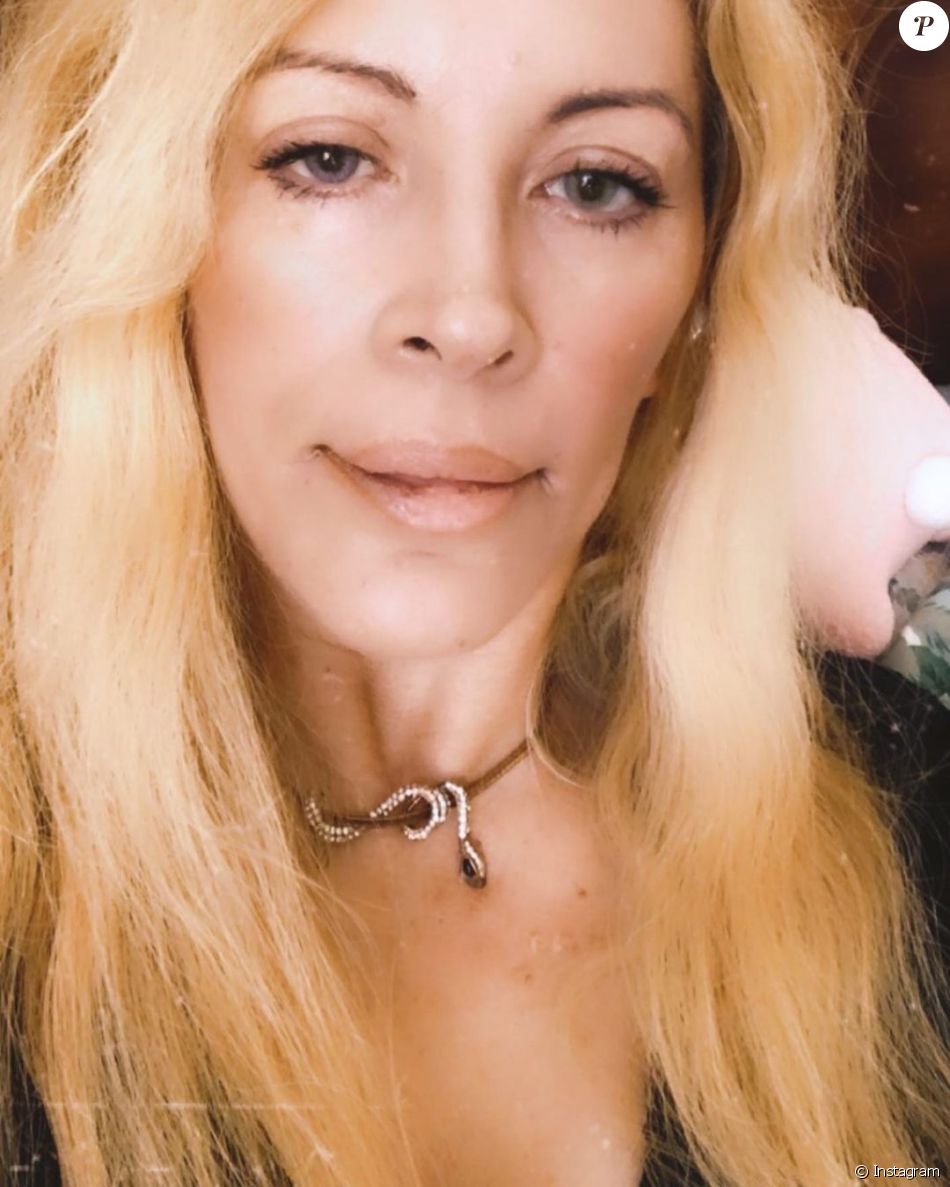 Loana, ex-star de télé-réalité.