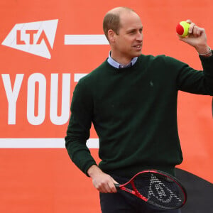 Le prince William, duc de Cambridge, rend visite aux jeunes de la Lawn Tennis Association à Édimbourg, Ecosse, Royaume Uni, le 27 mai 2021.