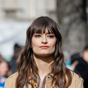 Clara Luciani  au défilé Miu Miu collection prêt-à-porter Automne/Hiver 2020-2021 lors de la Fashion Week à Paris, le 3 mars 2020. © Christophe Clovis - Veeren Ramsamy / Bestimage