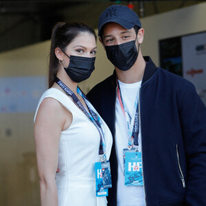 Iris Mittenaere et son compagnon Diego El Glaoui - People lors du E-Prix De Monaco 2021 le 8 mai 2021. © Claudia Albuquerque / Bestimage