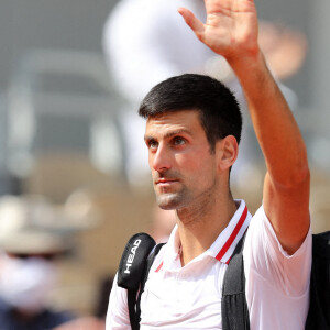 Novak Djokovic a battu Lorenzo Musetti sur abandon (au 5e set) lors des internationaux de France de Tennis de Roland Garros 2021. Paris, le 7 juin 2021. © Dominique Jacovides/Bestimage