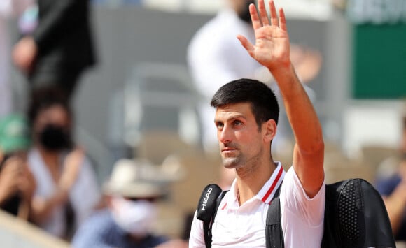 Novak Djokovic a battu Lorenzo Musetti sur abandon (au 5e set) lors des internationaux de France de Tennis de Roland Garros 2021. Paris, le 7 juin 2021. © Dominique Jacovides/Bestimage