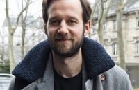 Benjamin Lavernhe secoué par la mort de Jean-Pierre Bacri : "Comme la perte d'un proche"