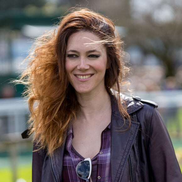 Sandra Lou - Lancement des Dimanches au Galop à l'Hippodrome d'Auteuil, Paris le 27 mars 2016. Les Dimanches au Galop sont des sorties dominicales destinées aux familles pour une immersion ludique et sportive dans le monde des courses de chevaux. © Florian Leger / Share & Dare via Bestimage