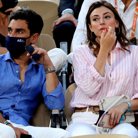 Rachel Legrain-Trapani et son compagnon Valentin Léonard - People dans les tribunes des Internationaux de France de Tennis de Roland Garros à Paris, le 9 juin 2021 © Dominique Jacovides / Bestimage
