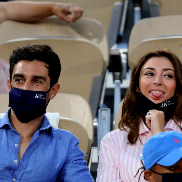 Rachel Legrain-Trapani et son compagnon Valentin Léonard - People dans les tribunes des Internationaux de France de Tennis de Roland Garros à Paris. Le 9 juin 2021 © Dominique Jacovides / Bestimage