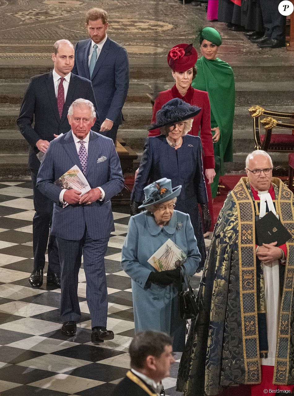 La reine Elisabeth II d'Angeleterre, le prince Charles et Camilla Parker-Bowles duchesse de Cornouailles, le prince William, duc de Cambridge, et Kate Catherine Middleton, duchesse de Cambridge, le prince Harry, duc de Sussex, Meghan Markle, duchesse de Sussex - La famille royale d'Angleterre lors de la cérémonie du Commonwealth en l'abbaye de Westminster à Londres. Le 9 mars 2020