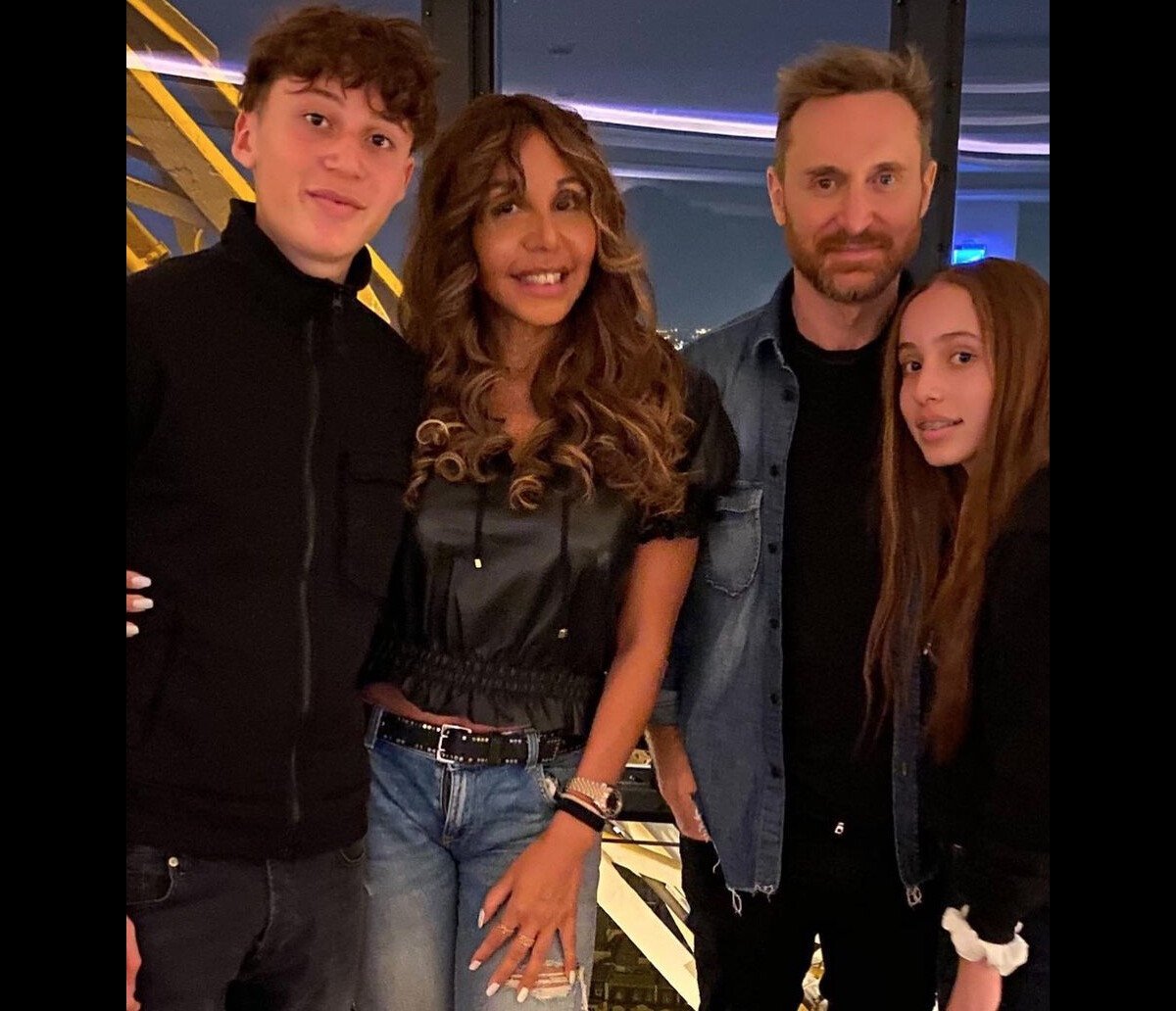 Cathy Guetta : Sa fille Angie, 13 ans, la relève de son papa David ? "Elle  chante très bien !" (EXCLU) - Purepeople