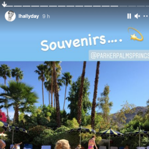 Laeticia Hallyda partage une photo souvenir avec Jade, Joy et Johnny sur Instagram, le 14 juin 2021.