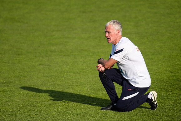 Didier Deschamps lors de l'entrainement de l'équipe de France au centre National du Football de Clairefontaine-en-Yvelines. © Anthony Bibard/FEP/Panoramic/Bestimage