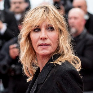 Mathilde Seigner - Montée des marches du film "Les plus belles années d'une vie" lors du 72e Festival de Cannes. © Jacovides-Moreau / Bestimage