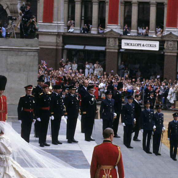 Mariage de Lady Diana avec le prince Charles à Londres en 1981.
