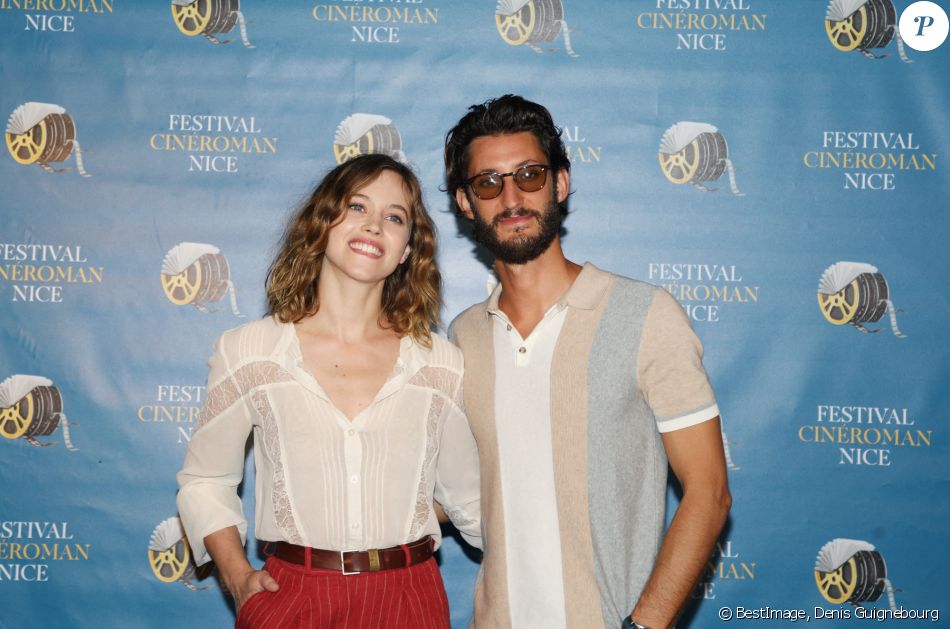 Lou de Laâge et Pierre Niney à la première du film "Boite Noire" dans le cadre du Festival CINEROMAN au cinéma Pathé Gare du Sud à Nice, France, le 19 juin 2021. © Denis Guignebourg/Bestimage