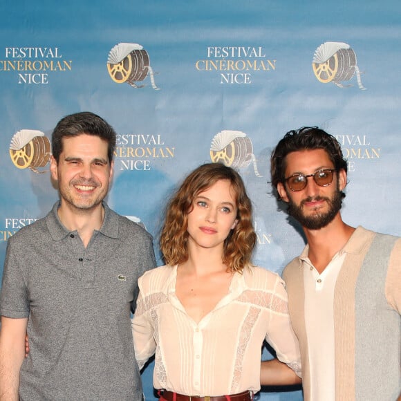 Pierre Niney, Lou de Laâge et Yann Gozlan à la première du film "Boite Noire" dans le cadre du Festival CINEROMAN au cinéma Pathé Gare du Sud à Nice, France, le 19 juin 2021. © Denis Guignebourg/Bestimage