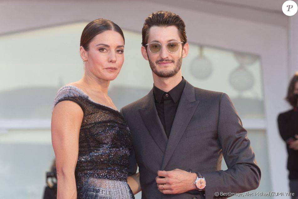 Pierre Niney et sa femme Natasha Andrews - Red carpet du film "Amants" lors de la 77ème édition du Festival international du film de Venise, la Mostra le 3 septembre 2020. © Alec Michael/ZUMA Wire / Bestimage