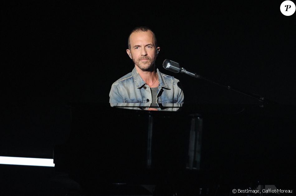 Exclusif - Calogero - Surprises - Enregistrement de l'émission "La Chanson secrète 7 " à la Scène musicale à Paris, qui sera diffusée le 15 janvier 2021 sur TF1. © Gaffiot-Moreau / Bestimage