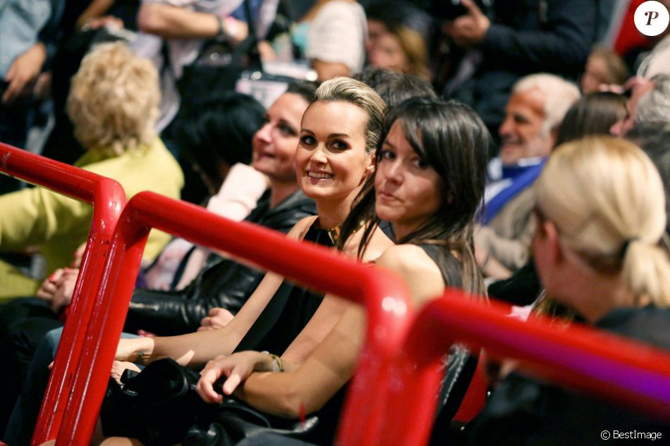Exclusif - Laeticia Hallyday et Hortense D'Esteve - People au concert de Johnny Hallyday au POPB de Bercy a Paris - Jour 2. Le 15 juin 2013