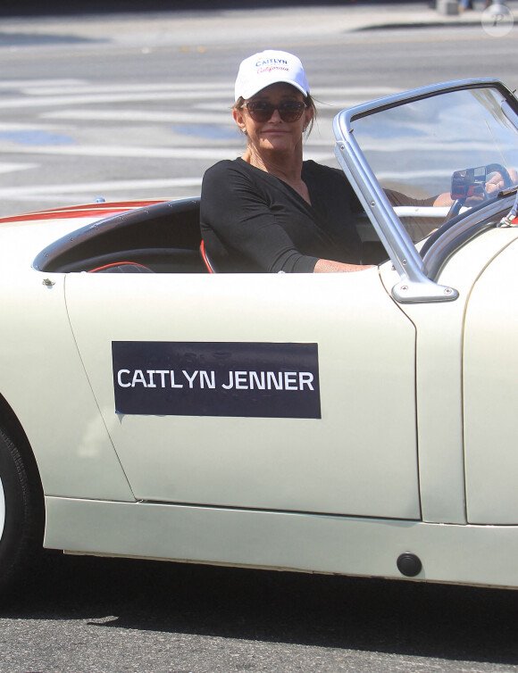 Caitlyn Jenner participe au rallye "Concours d'Elegance" à Beverly Hills, le 20 juin 2021.