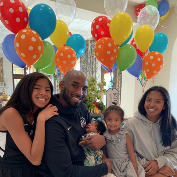 Kobe Bryant et ses filles Gianna, Capri, Bianka et Natalia. Photo publiée le 20 juin 2021.