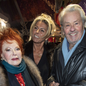 Exclusif - Régine, Caroline Margeridon et Alain Delon - Régine, de son vrai nom Régina Zylberberg fête son 89ème anniversaire au restaurant "La chope des Tuileries" à Paris le 26 décembre 2018. © Pierre Perusseau/Bestimage