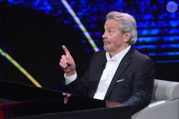 Alain Delon, invité de l'émission télé "Che tempo che fa" à Milan en Italie le 25 mars 2018.
