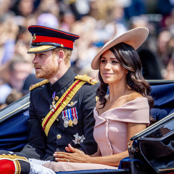 Le prince Harry, duc de Sussex, et Meghan Markle, duchesse de Sussex - Les membres de la famille royale britannique lors du rassemblement militaire "Trooping the Colour" (le "salut aux couleurs"), célébrant l'anniversaire d'Elizabeth II à Londres.