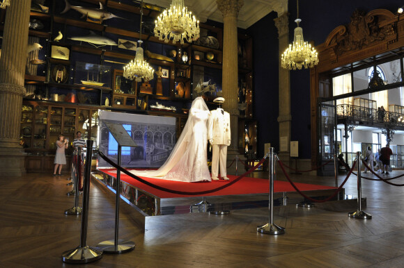 Exposition "L'Histoire du mariage princier" au Musée Océanographique de Monaco, dévoilée une semaine après les noces du prince Albert et Charlene Wittstock, célébrées le 2 juillet 2011.