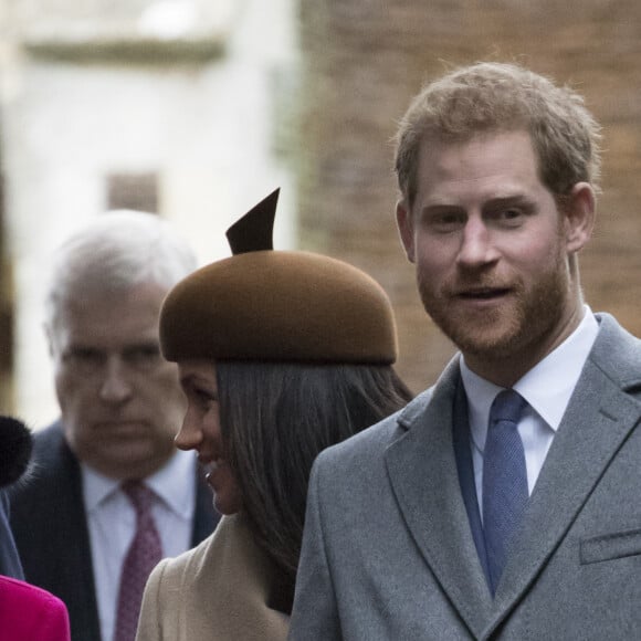 Meghan Markle et son fiancé le prince Harry - La famille royale d'Angleterre arrive à la messe de Noël à l'église Sainte-Marie-Madeleine à Sandringham, le 25 décembre 2017.