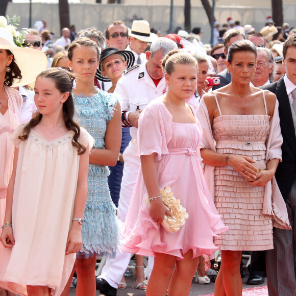 La princesse Stéphanie et ses enfants, Louis et Pauline Ducruet, Camille Gottlieb, la princesse Caroline et sa fille la princesse Alexandra - Mariage religieux du prince Albert et Charlene Wittstock à Monaco, le 2 juillet 2011.