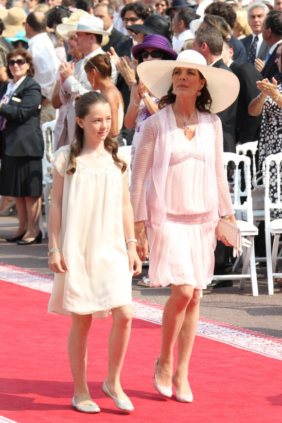 La princesse Caroline et sa fille la princesse Alexandra de Hanovre - Mariage religieux du prince Albert et Charlene Wittstock à Monaco, le 2 juillet 2011.