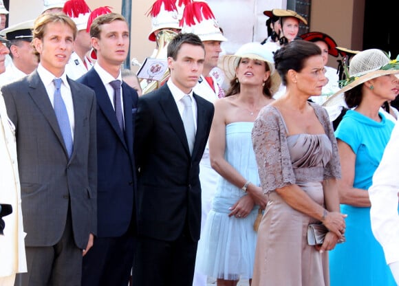 Andrea et Pierre Casiraghi, Louis Ducruet et Charlotte Casiraghi, les princesses Stéphanie et Caroline de Monaco - Mariage civil du prince Albert et Charlene Wittstock à Monaco, le 1er juillet 2011.
