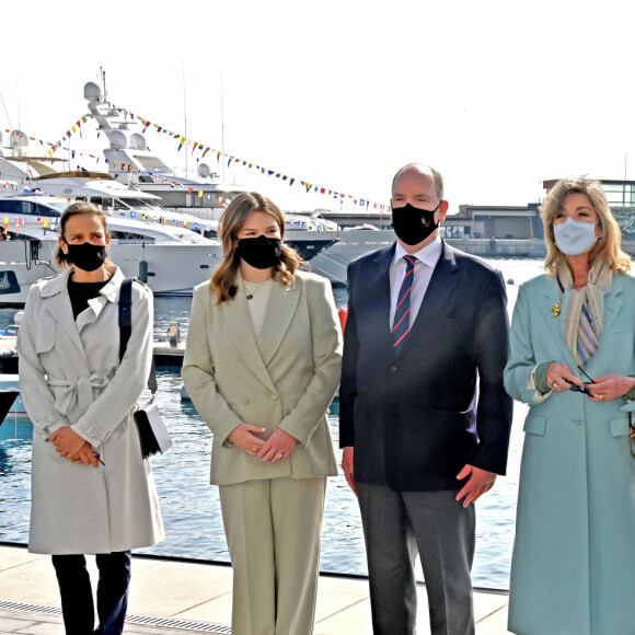 Exclusif - Louis Ducruet, sa femme Marie Chevallier, la princesse Caroline de Hanovre, le prince Albert II de Monaco, Pauline Ducruet, la princesse Stéphanie de Monaco et Camille Gottlieb (marraine de Monaco One) lors du baptême de la navette Monaco One qui reliera les ports de Monaco et Vintimille, à Monaco, le 8 mars 2021. © Bruno Bebert/ PRM / Bestimage