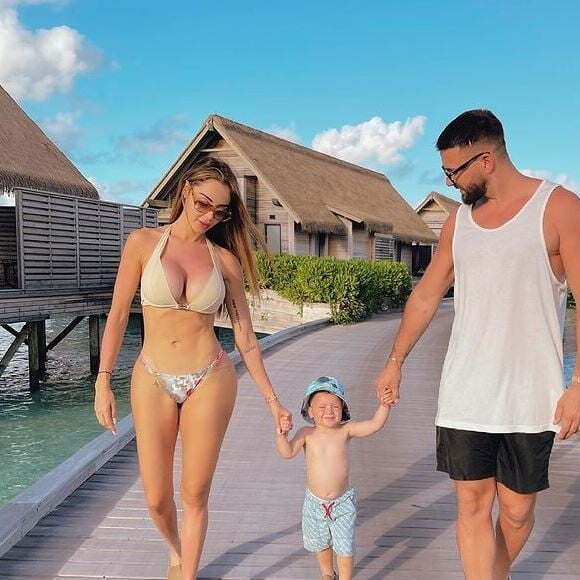 Nabilla Benattia, Thomas Vergara et Milann aux Maldives, juin 2021