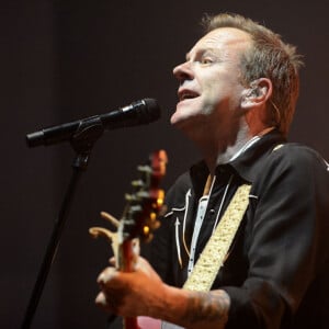 Kiefer Sutherland en concert à Hannovre en Allemagne le 17 février 2020. 